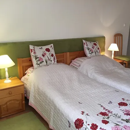 Bed & Breakfast Lobarat Panzio