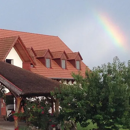 Lobarat Panzio Cserszegtomaj